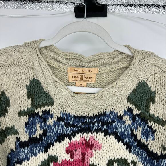 Vintage One Step Up Womens Chunky Sweater Size M Hand Knit Floral Graphic Boho - Picture 3 of 9